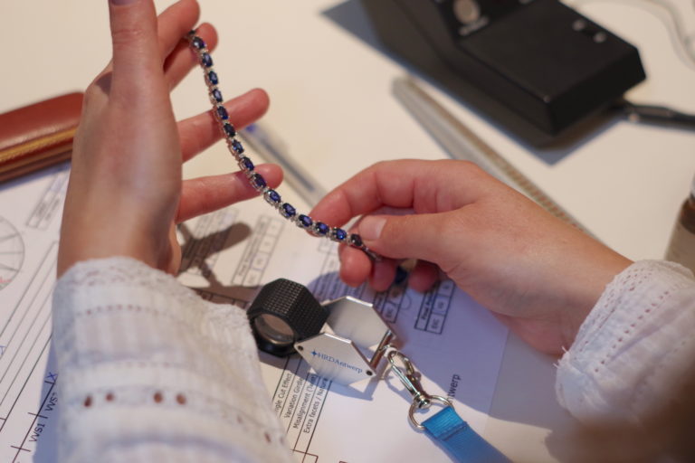 Expertise-bijoux-saphir-bracelet-veenendaal